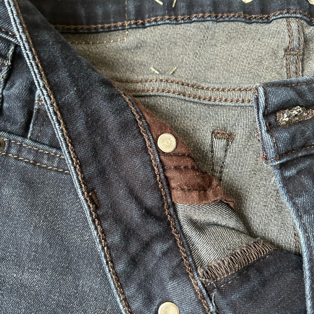 Levi navy blue jeans
